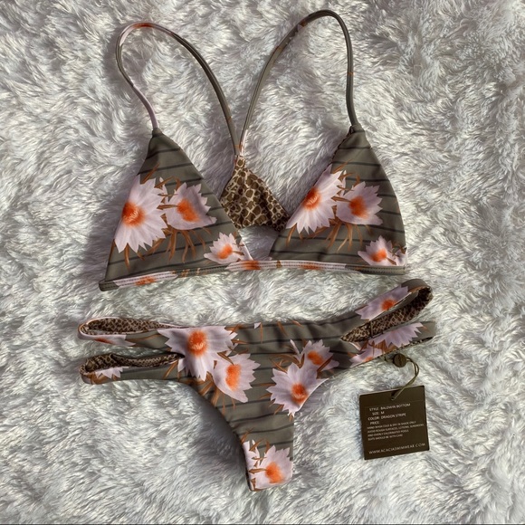 ❌SOLD‼️Acacia Dragon Stripe Set - Picture 1 of 2